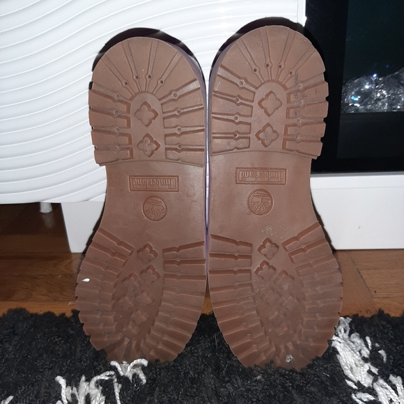 Purple timberlands - Picture 9 of 13